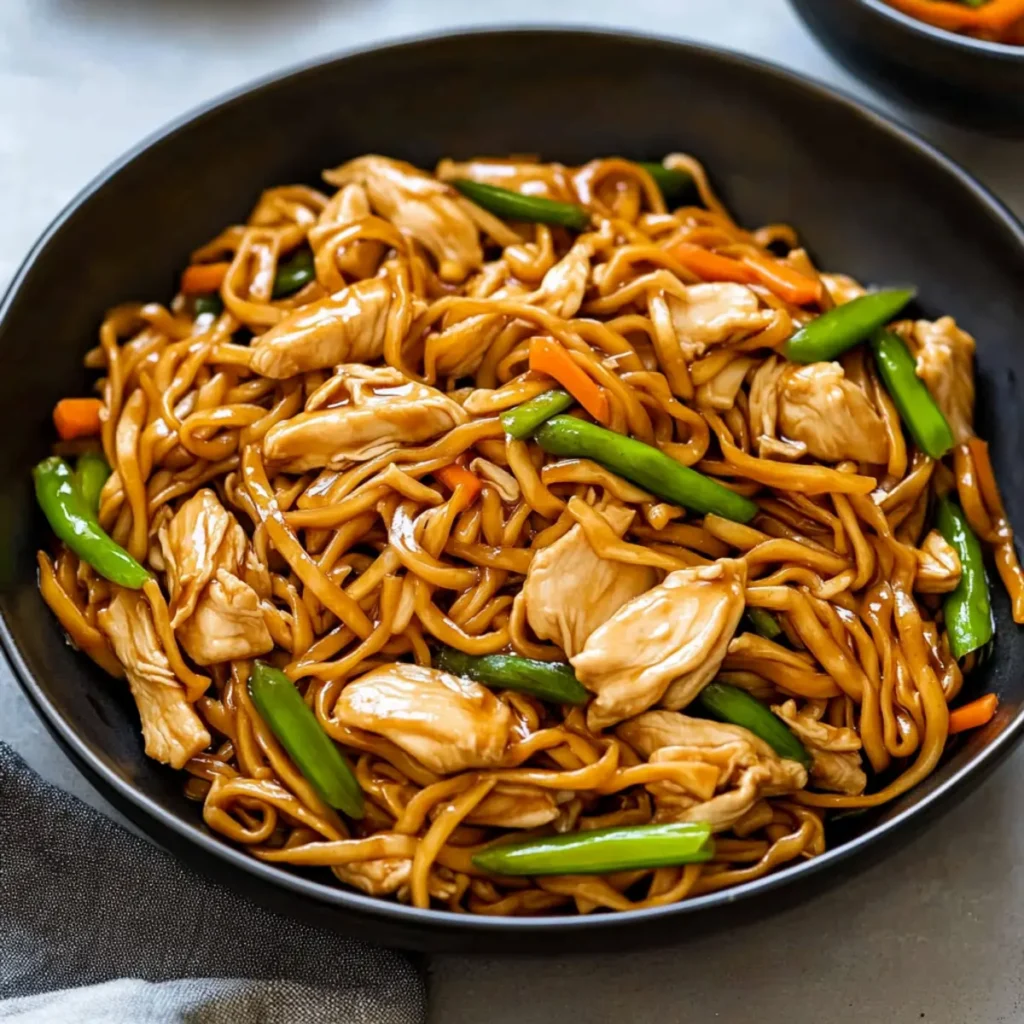 Chicken Chow Mein with the Best Sauce