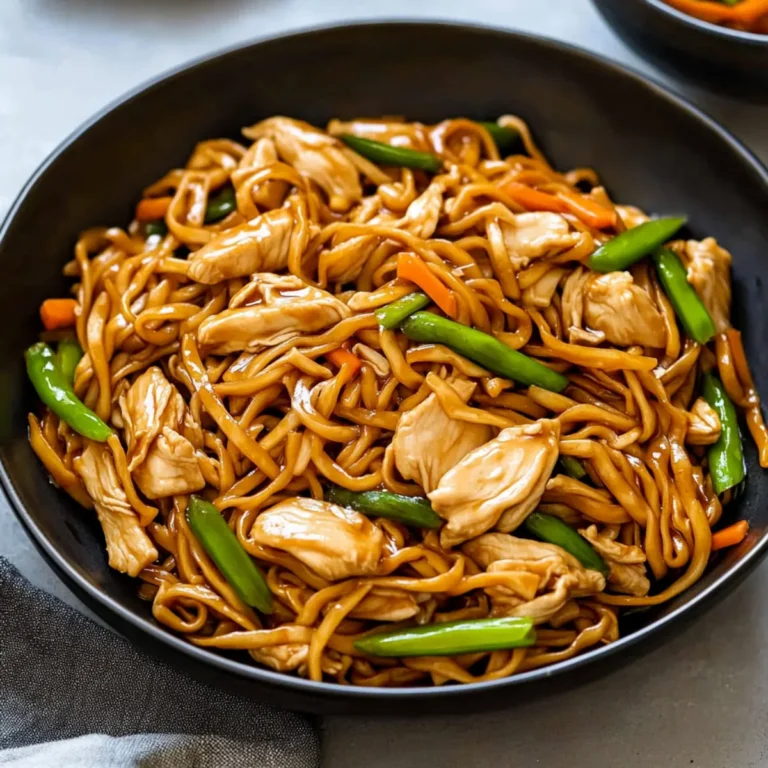 Chicken Chow Mein with the Best Sauce